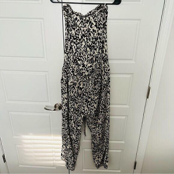 Pink Lily Boutique Animal Print Jumpsuit     - Picture 4 of 8